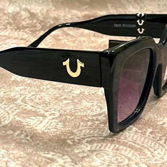 Brand New True Religion Chunky Shiny Black Square Frame Sunglasses Purple Lens - Picture 8 of 15